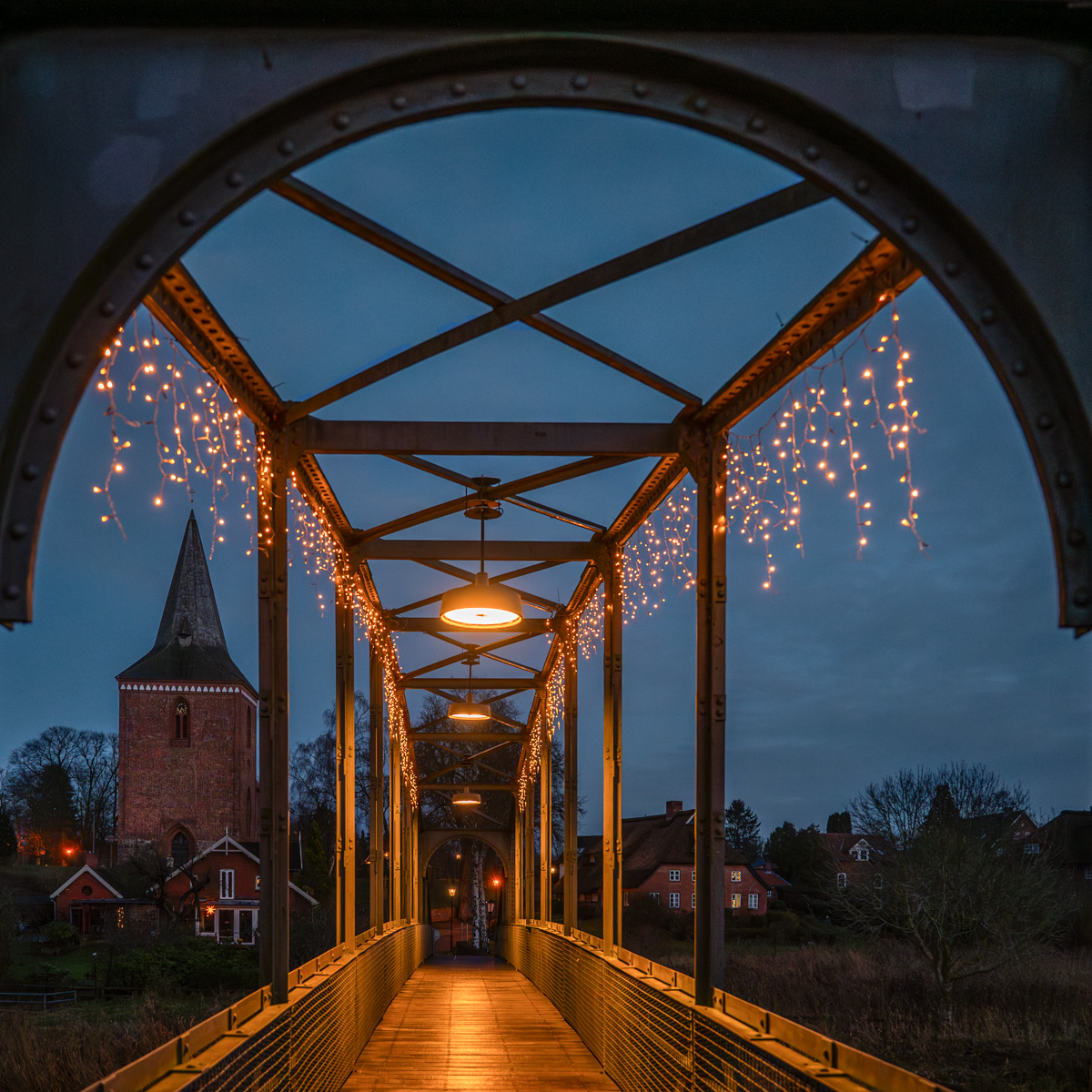 Kirche Berkenthin Lichter im Winter